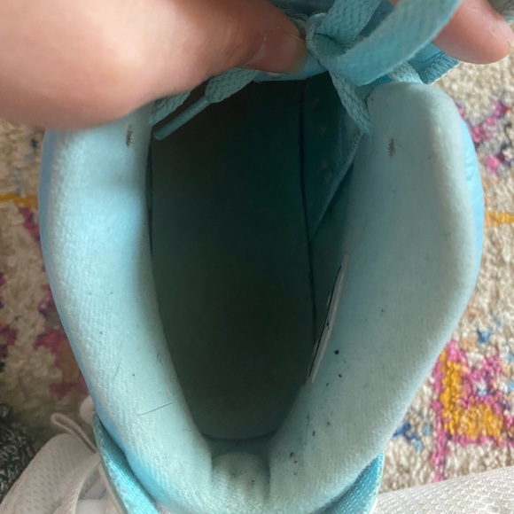 Nike AirJordan 6 Retro Pantone GG Still Blue Sneaker - Picture 4 of 8